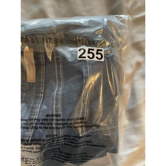 Denizen Levi’s Jeans Women Size 27”x24” Modern Slim Boyfriend Capri - Picture 10 of 10